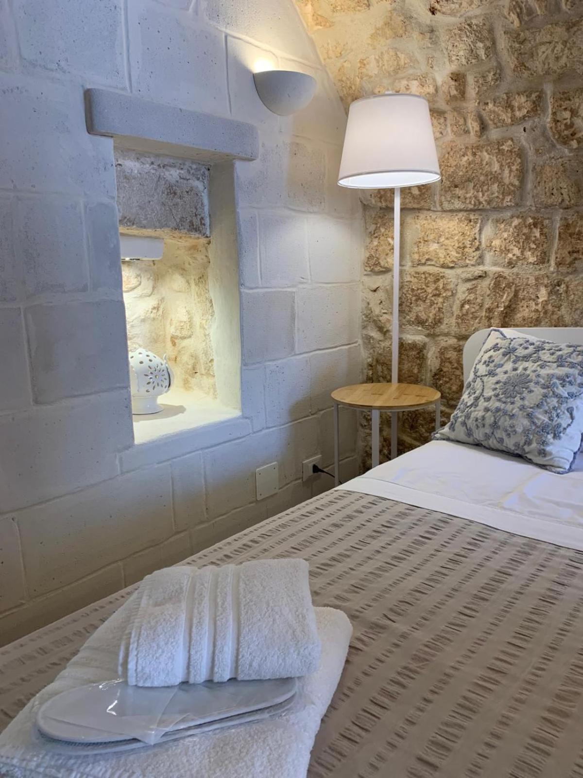 Atagio Luxury Room Остуни Экстерьер фото